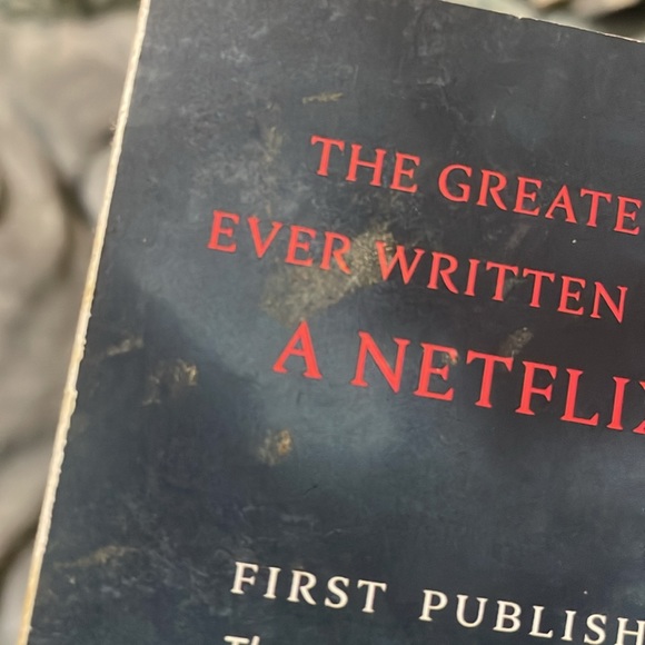 🖤The Haunting of Hill House Paperback Novel🖤 - Picture 6 of 6